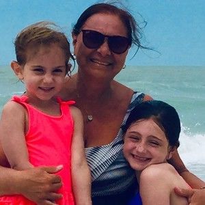 Meet your Posher, Renee